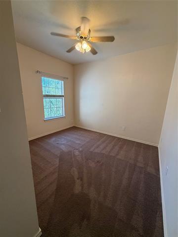 Building Photo - 2108 Lakeforest Dr