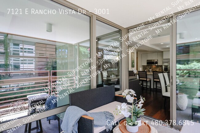 Building Photo - 7121 E Rancho Vista Dr