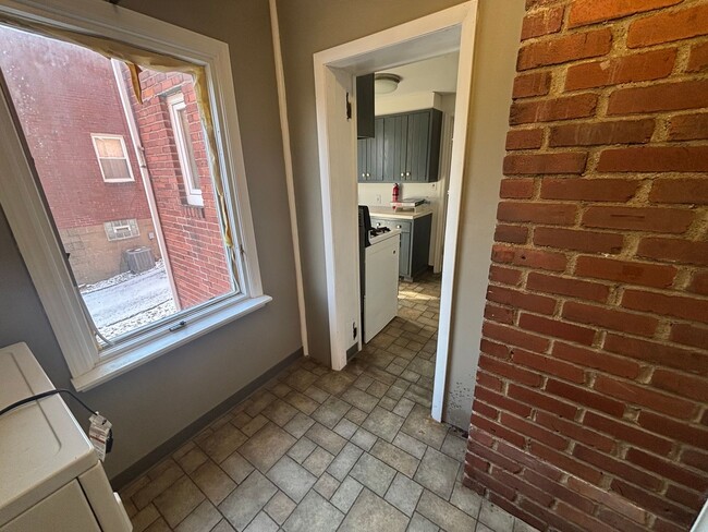 Building Photo - Use Your Tax Return For This Sweetheart of a Deal! This is a Lease-to-Own – Not a typical rental.