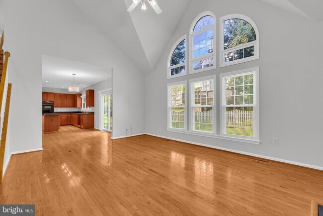 Building Photo - 13072 Autumn Willow Dr