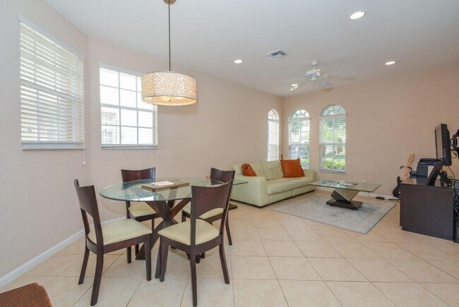 Building Photo - 16178 Poppyseed Cir