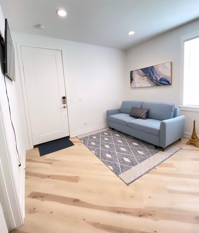 Building Photo - 29373 Laredo Cir