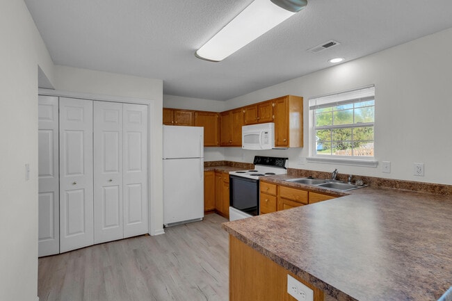 Building Photo - 4303 Cheryl Ct