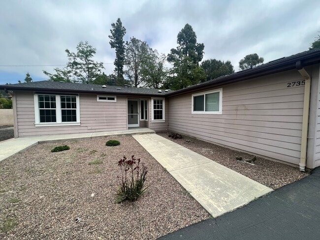 Building Photo - PRIVATE 3BD/2BA HOME IN ALPINE, FULLY FENC...