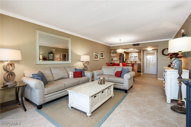 Building Photo - 271 Southbay Dr