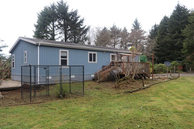 Building Photo - 2736 WA-109