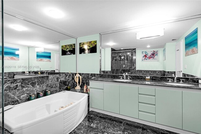 Building Photo - 1455 Ocean Dr