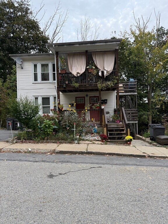 Primary Photo - 146 Sherman St