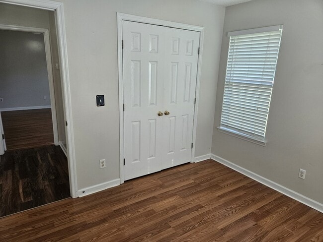 Building Photo - 809 Mason Tucker Dr