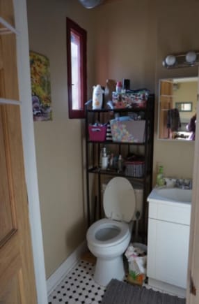 Bathroom - 2102 25th Ave S