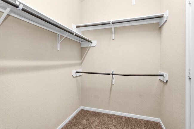 Building Photo - 11502 W Woodmark