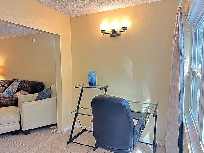 Building Photo - 4500 E Bay Dr