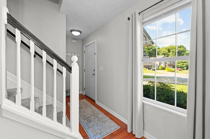 Building Photo - 2700 Dorado Ct