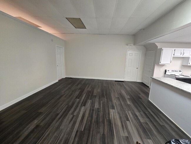 Building Photo - 5301 Alfred Ave