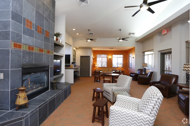 Interior Photo - Copper Ridge