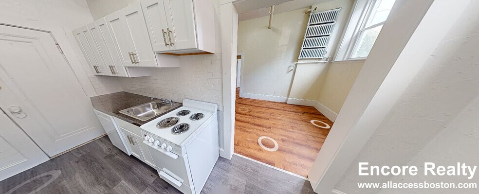 Building Photo - 99 Brainerd Rd