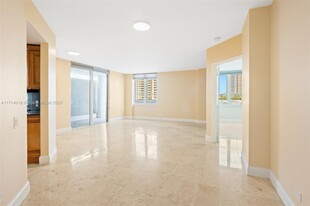 Building Photo - 701 Brickell Key