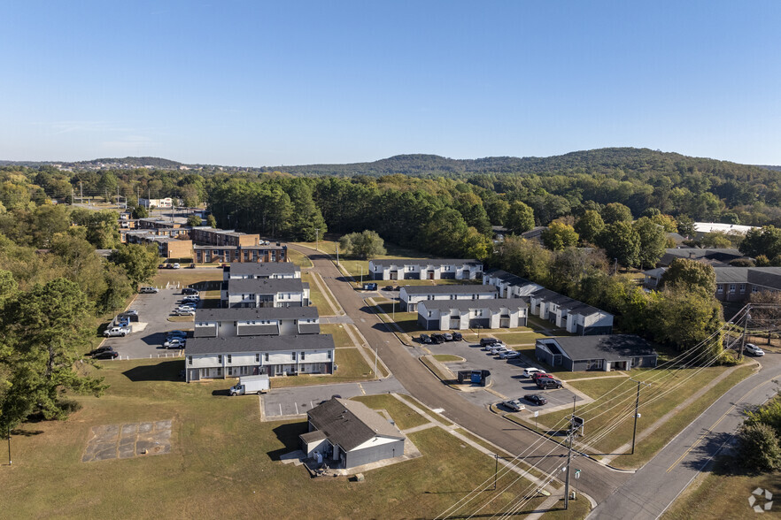 Building Photo - Academy Apartments