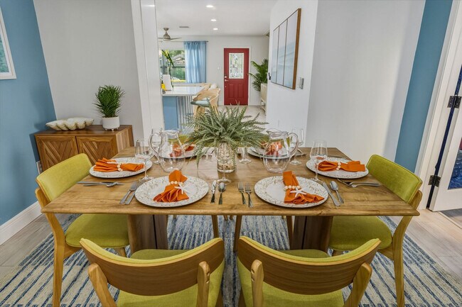 Building Photo - 10861 62nd Ave N