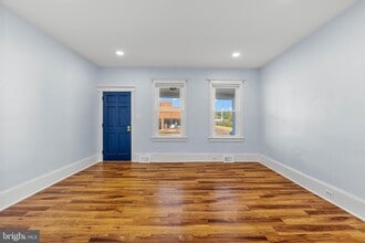 Building Photo - 601 High St