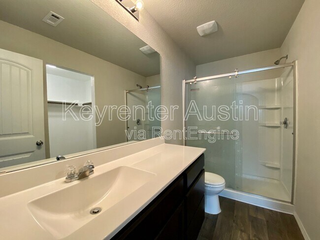 Building Photo - 5708 Shanjia Dr