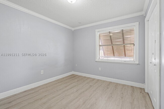 Building Photo - 6854 NW 173rd Dr