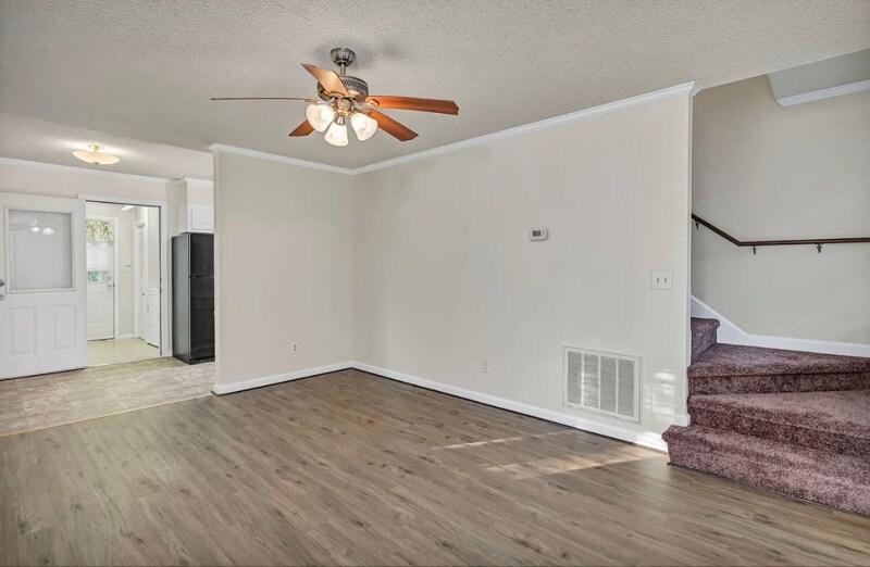 Building Photo - 1808 Lowder Dr