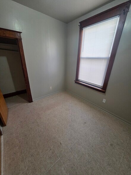 Building Photo - 3917 Fir St