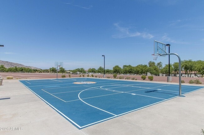 Building Photo - 2019 N Marketside Ave