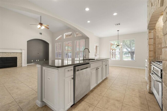 Building Photo - 715 Wood Mesa Ct