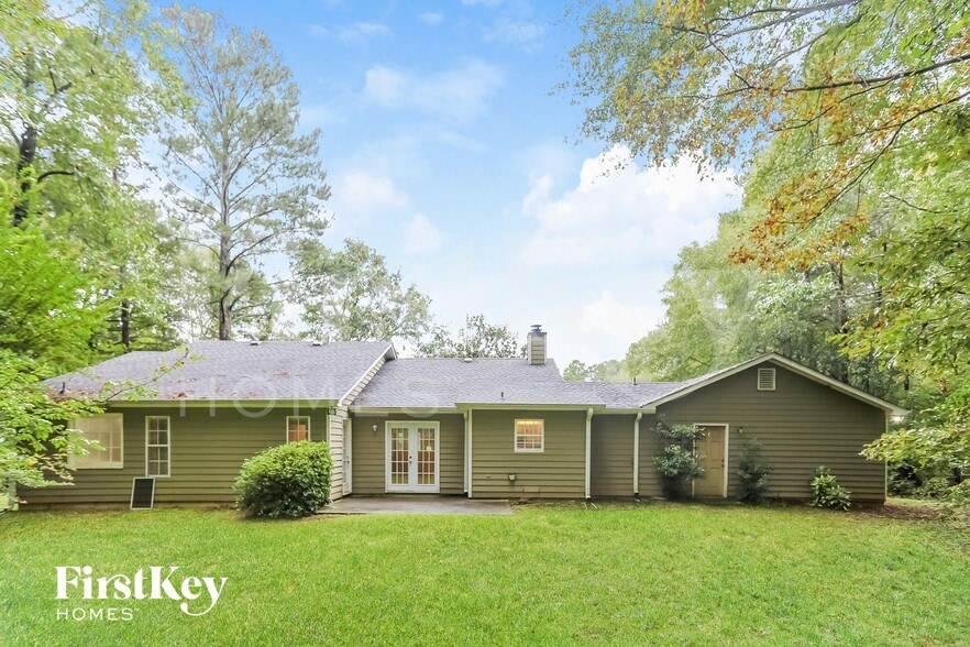 Building Photo - 1999 Bullock Trail