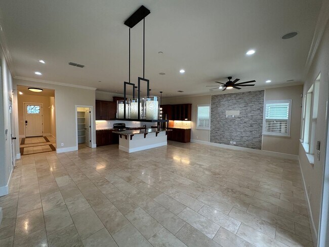 Building Photo - Stunning Lakefront River Islands Home