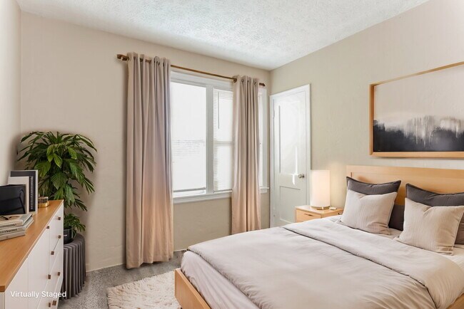 Building Photo - 5129 Appleton Ave