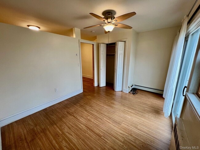 Building Photo - 185 E Lake Blvd