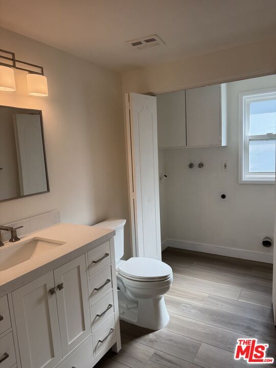 Building Photo - 4775 La Villa Marina