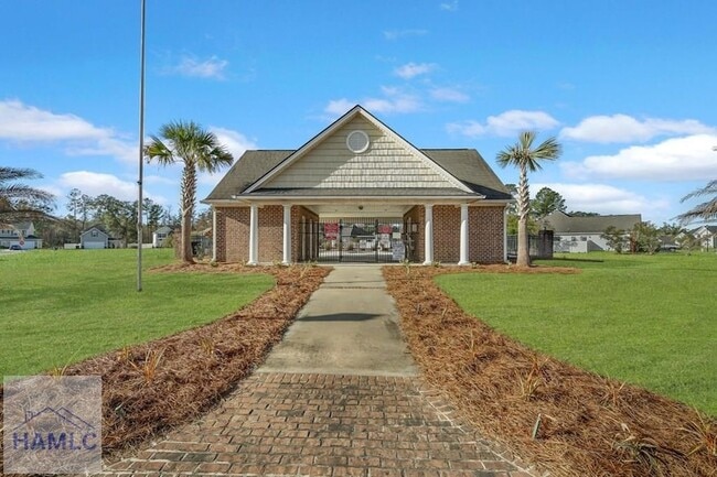 Building Photo - 1311 Hill View Cir