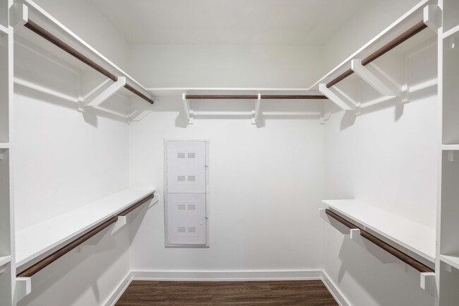 G Floorplan Closet - St. Andrie