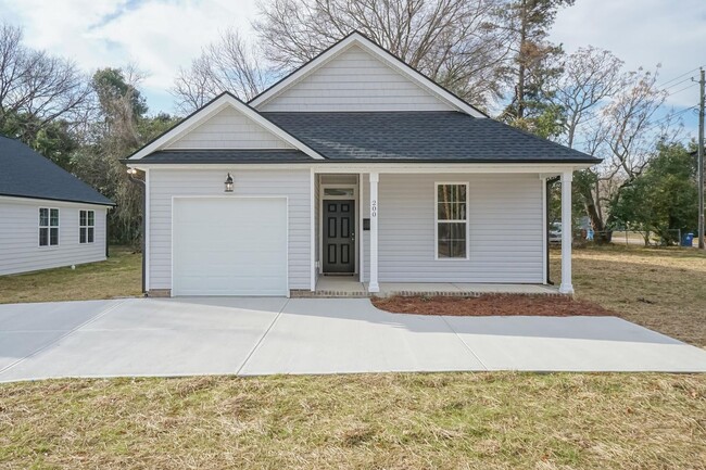 Building Photo - Brand New Three Bedroom Home!