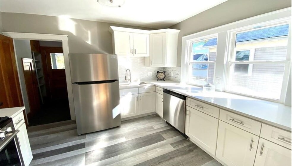 Building Photo - 2127 Bunts Rd
