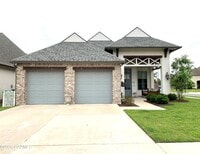 Building Photo - 200 Cypress View Dr