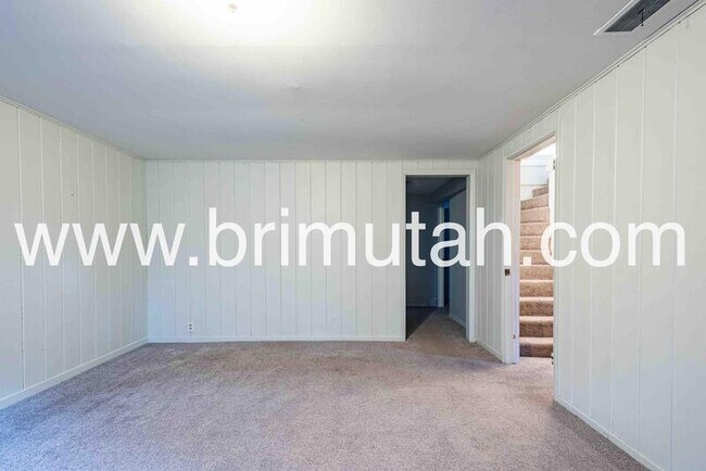 Building Photo - 2529 Melbourne St