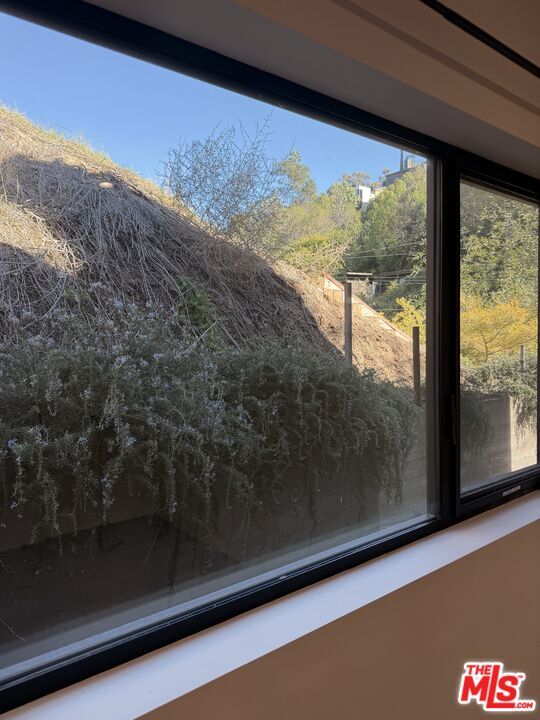 Building Photo - 4517 Cleland Ave