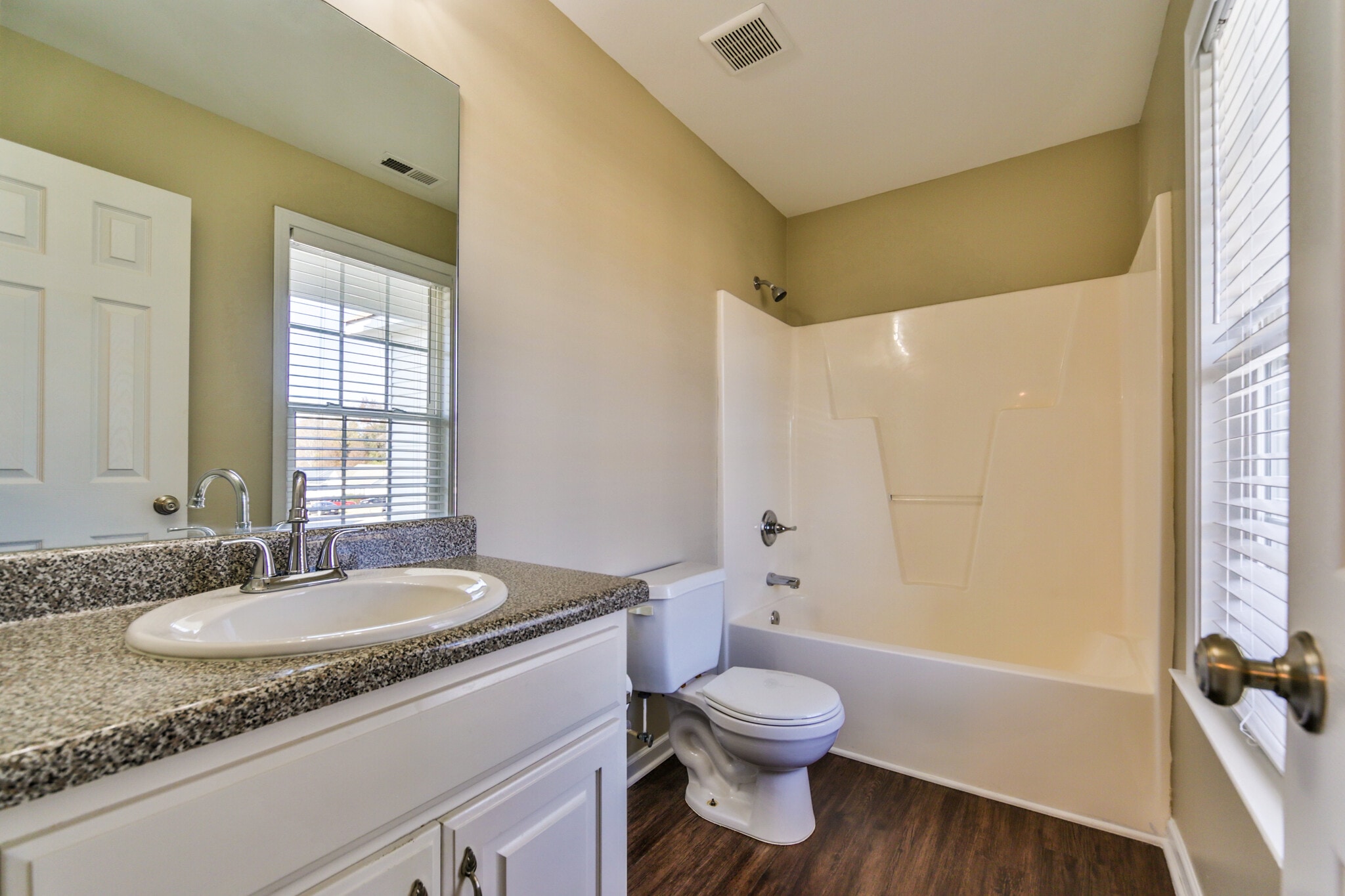 Building Photo - 304 Whitehall Ct