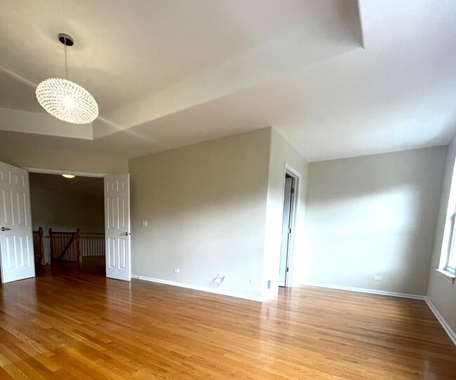 Building Photo - 1220 S Christine Ct