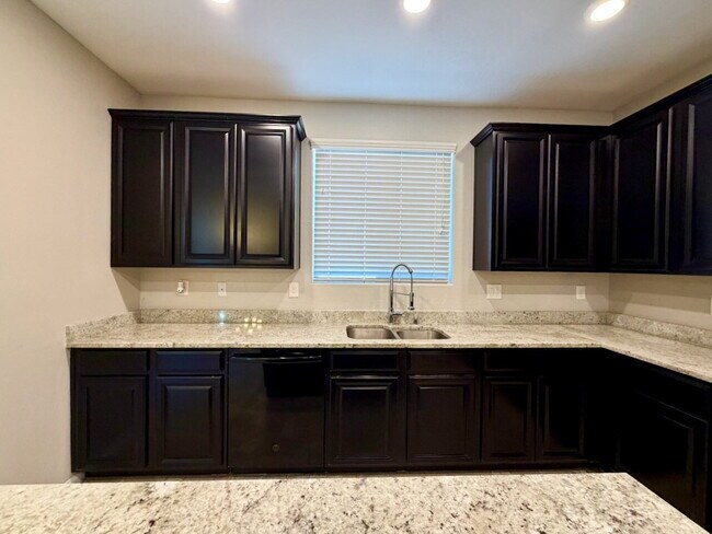 Building Photo - TWO STORY 3 BED 2.5 BATH HOME WITH SOLAR.