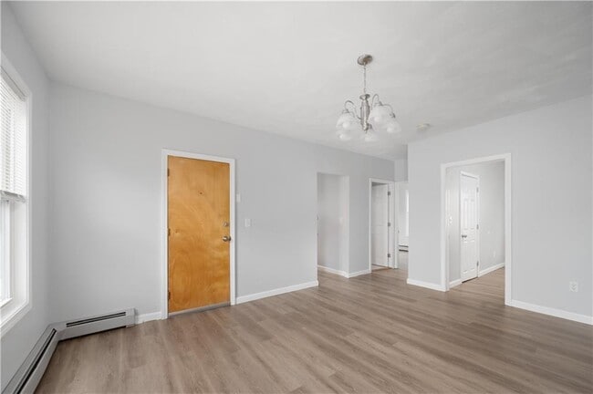 Building Photo - 117 Englewood Ave