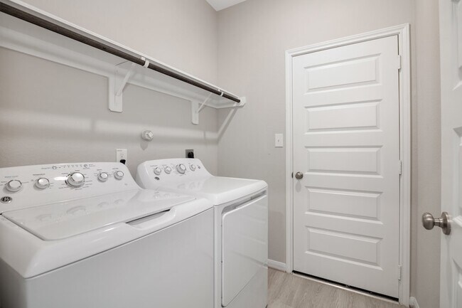 Building Photo - 8439 Moonlight Bay Cir