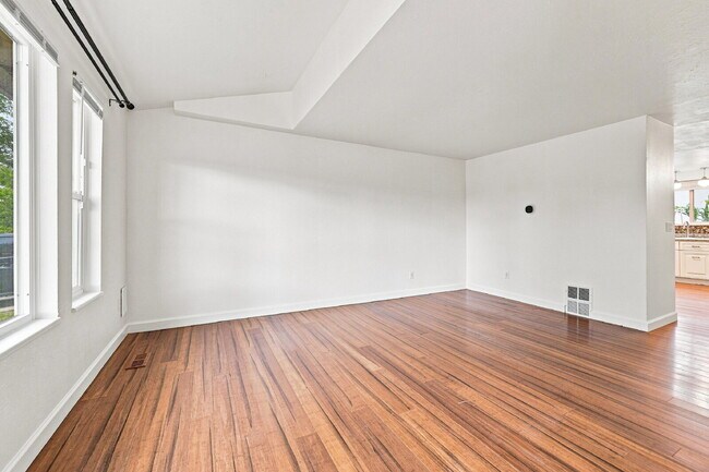Building Photo - $2,495.95, 3 bed, 2.5 bath, located in Westminster with a large backyard.