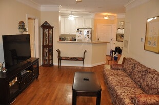 Building Photo - 1025 Riverland Woods Pl