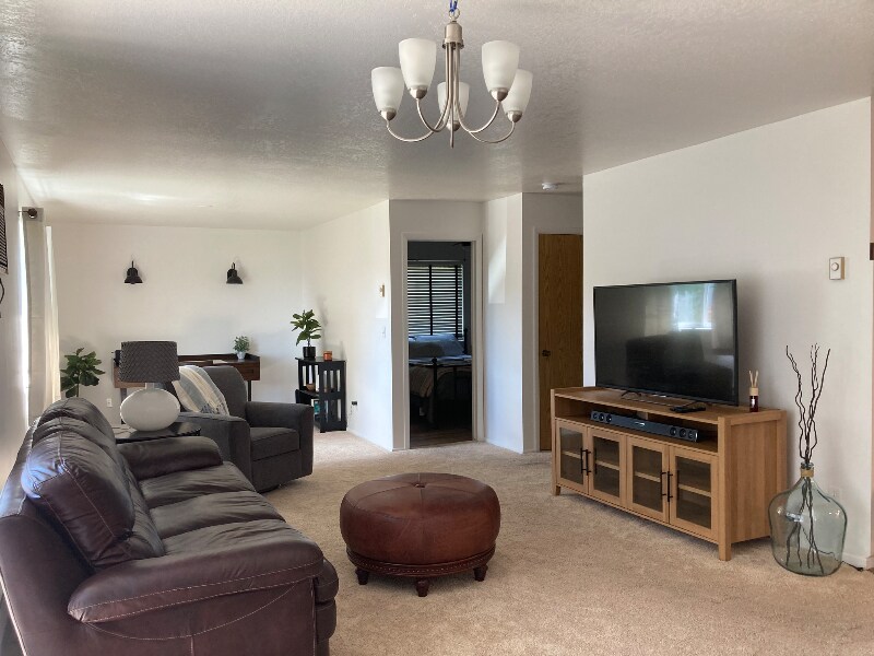 Building Photo - 2912 Plumtree Dr